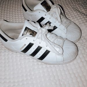 Adidas Superstar